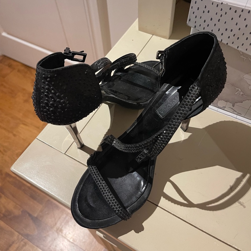 Black BCBG heels size 9 US - worn once